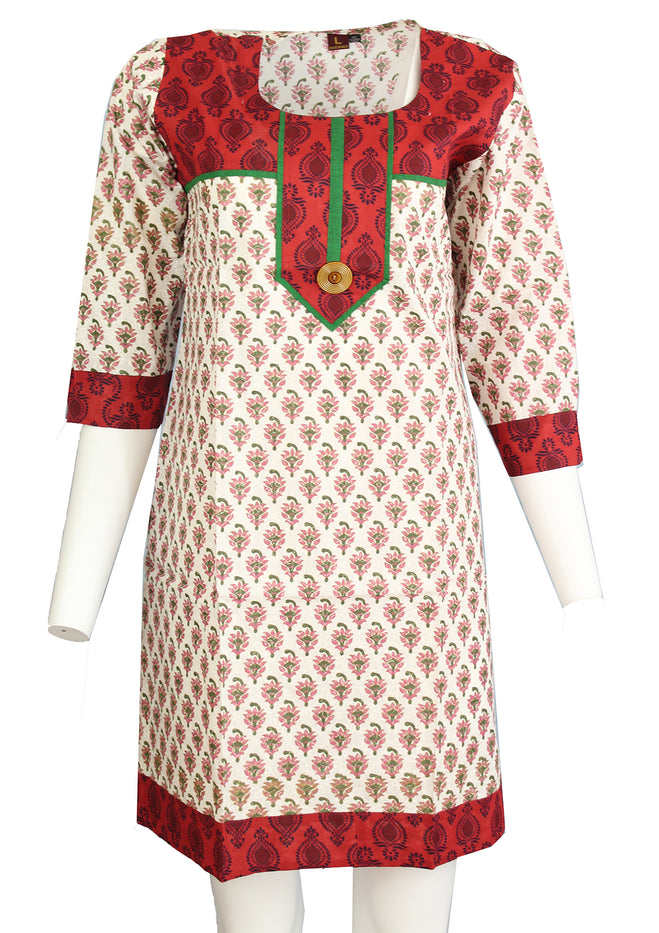 100% Cotton Round Neck Floral Design with Patch Work and Piping Long Kurti Kurta 3/4 Sleeves Tunic Top, Slit Open on side.