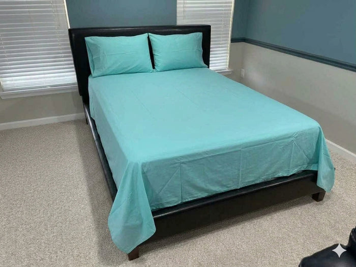 Soft and Wrinkle Free Microfiber 4 Pcs Bed Sheet Set Includes Flat Sheet, Fitted Sheet and 2 Pocket Pillow Cases Machine Washable.