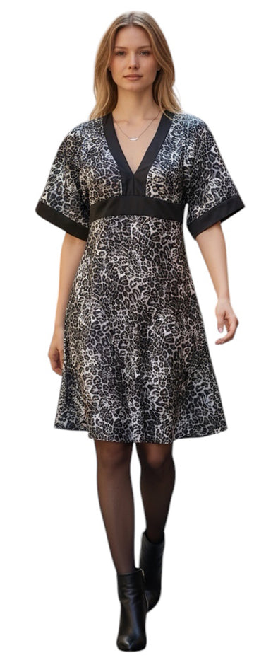 Women Summer Short-sleeve tunic magenta and cream Animal Print Design, V-neck, with Black Belt tie back.