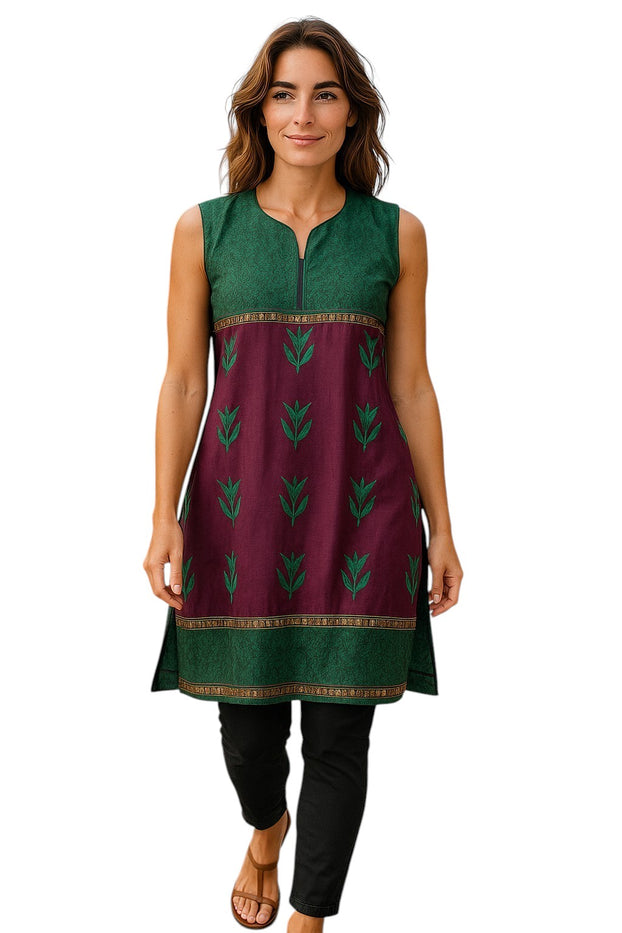 100% Cotton, Two tone color Tunic center panel floral with golden stripes Black Piping with V-neck and Sleeveless Knee-length Kurti, Top.
