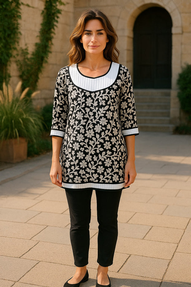 Black and white floral Print tunic for Women, 3/4 Sleeveless with a black and white trim at cuffs, and round neck Kurti, Top.