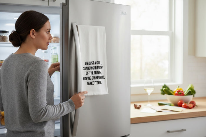 Set of 2, 100% Cotton White Printed Flour Sack Kitchen Towels I'm JUST A Girl Standing in Front of THE Fridge, Hoping Dinner Will Make Itself. Size: 15 X 25 inches.
