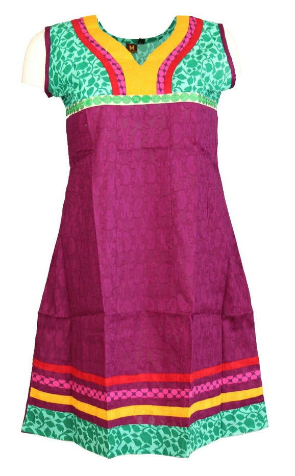 100% Cotton Sleeves Kurti / top Floral with Embroidery and patch Work V-Neck.